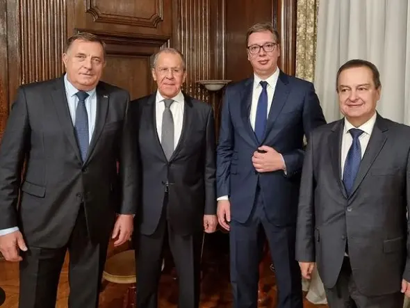 Il bosniaco Dodik, il russo Lavrov e i serbi Vučić e Dačić