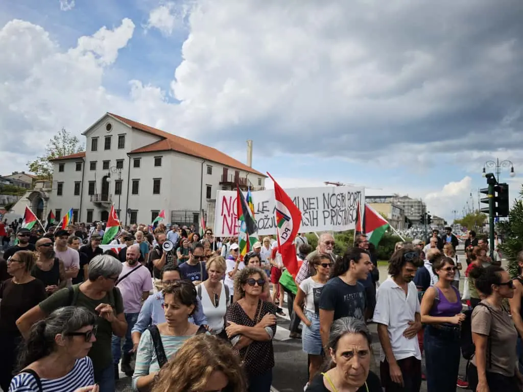 Il corteo a Trieste
