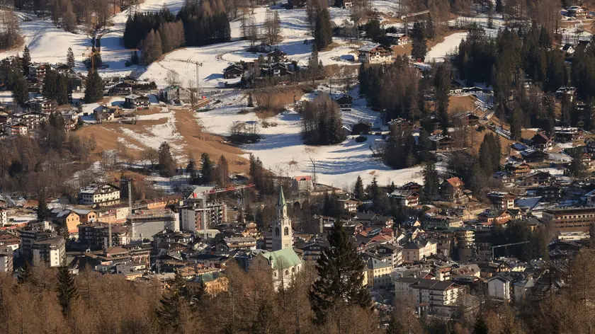 Cocaina, movida e appalti a Cortina: arrestati per estorsione due fratelli. Foto AGF