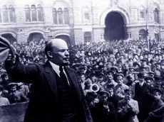 Vladimir Il’ič Ul’janov, detto Lenin, ha guidato i bolscevichi alla rivoluzione e ha fondato l’Unione sovietica