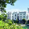 La stupenda immagine romantica del Castello di Miramare, a Trieste