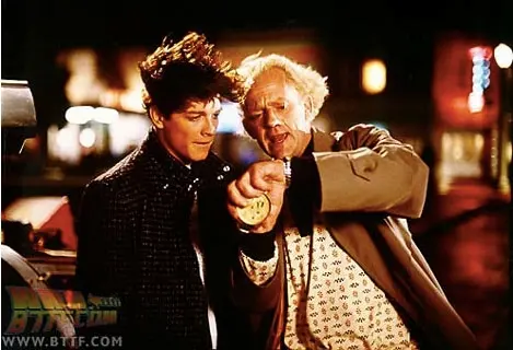 Marty McFly (Fox) e Doc Emmet (Lloyd), i due protagonisti della trilogia di Zemeckis "Ritorno al Futuro"