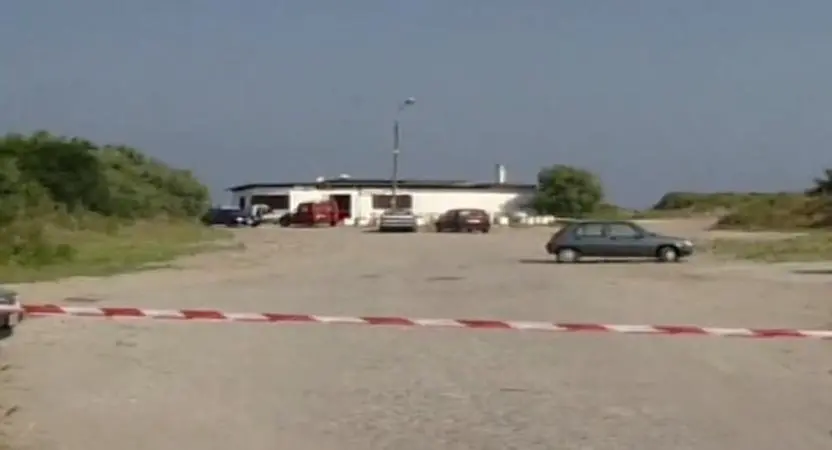 Il parcheggio del chiosco "Ai Casoni" a Rosolina all'indomani del delitto