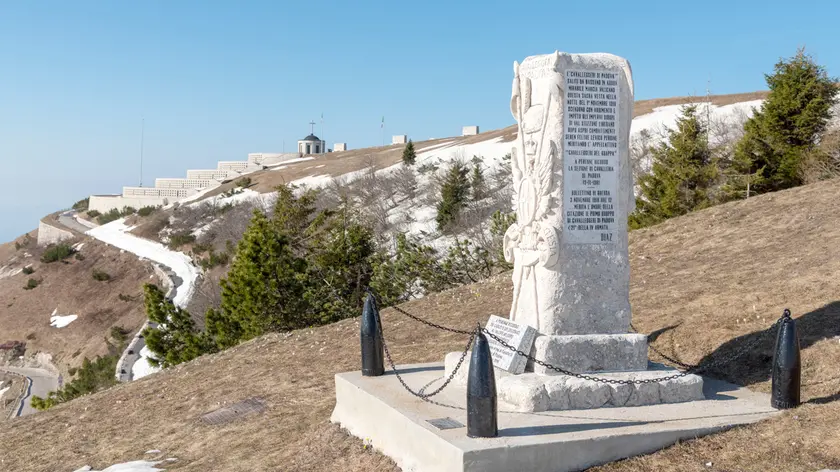 Il monumento sulla Cima del Monte Grappa