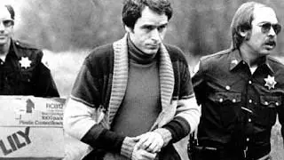 Ted Bundy: per Nazzi, sovvertì completamente l’idea che si aveva negli anni 70 del serial killer
