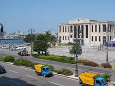Il piazzale antistante la stazione marittima di Trieste