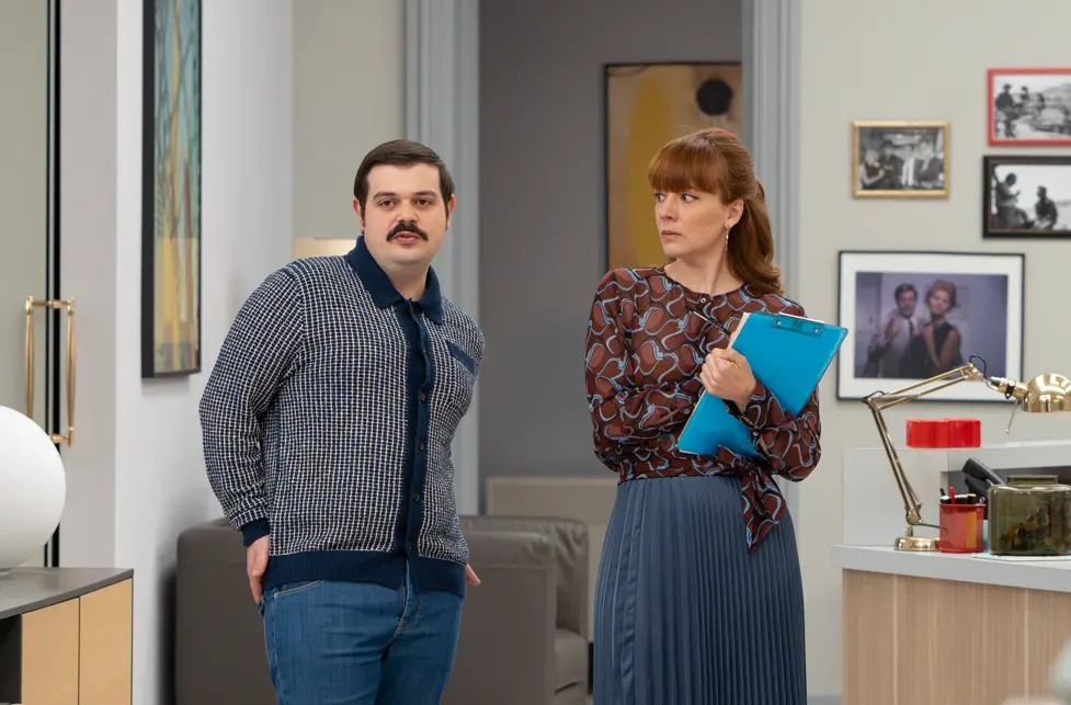 Sara Lazzaro, alias Monica Ferri, con Francesco Russo