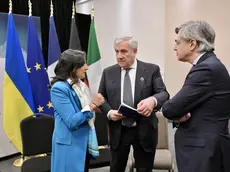 Il ministro degli Esteri Antonio Tajani con la collega canadese, Anita Anand in occasione della Riunione ministeriale esteri G7 in Canada, a Niagara on the Lake