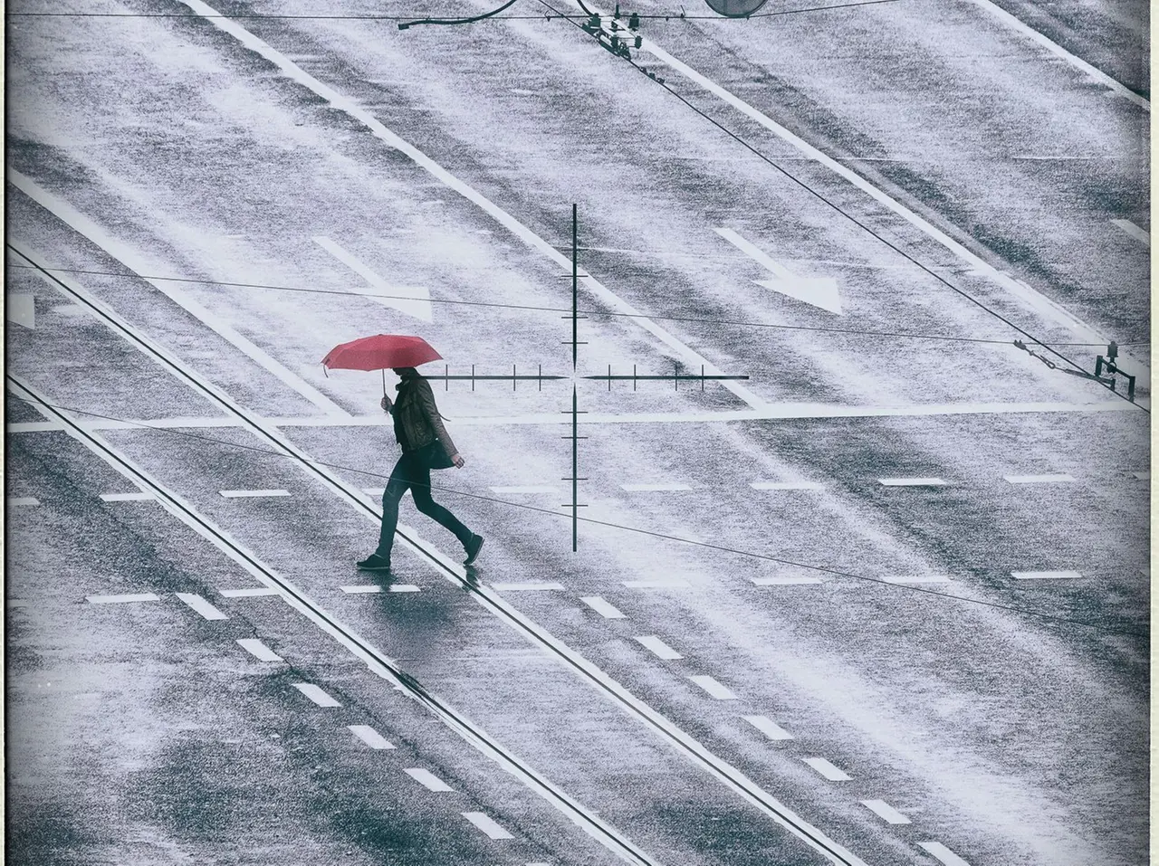 Un'immagine simbolo dei cecchini in azione a Sarajevo 30 anni fa, nella città sotto assedio