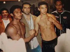 Buakaw assieme a un giovane Petrosyan