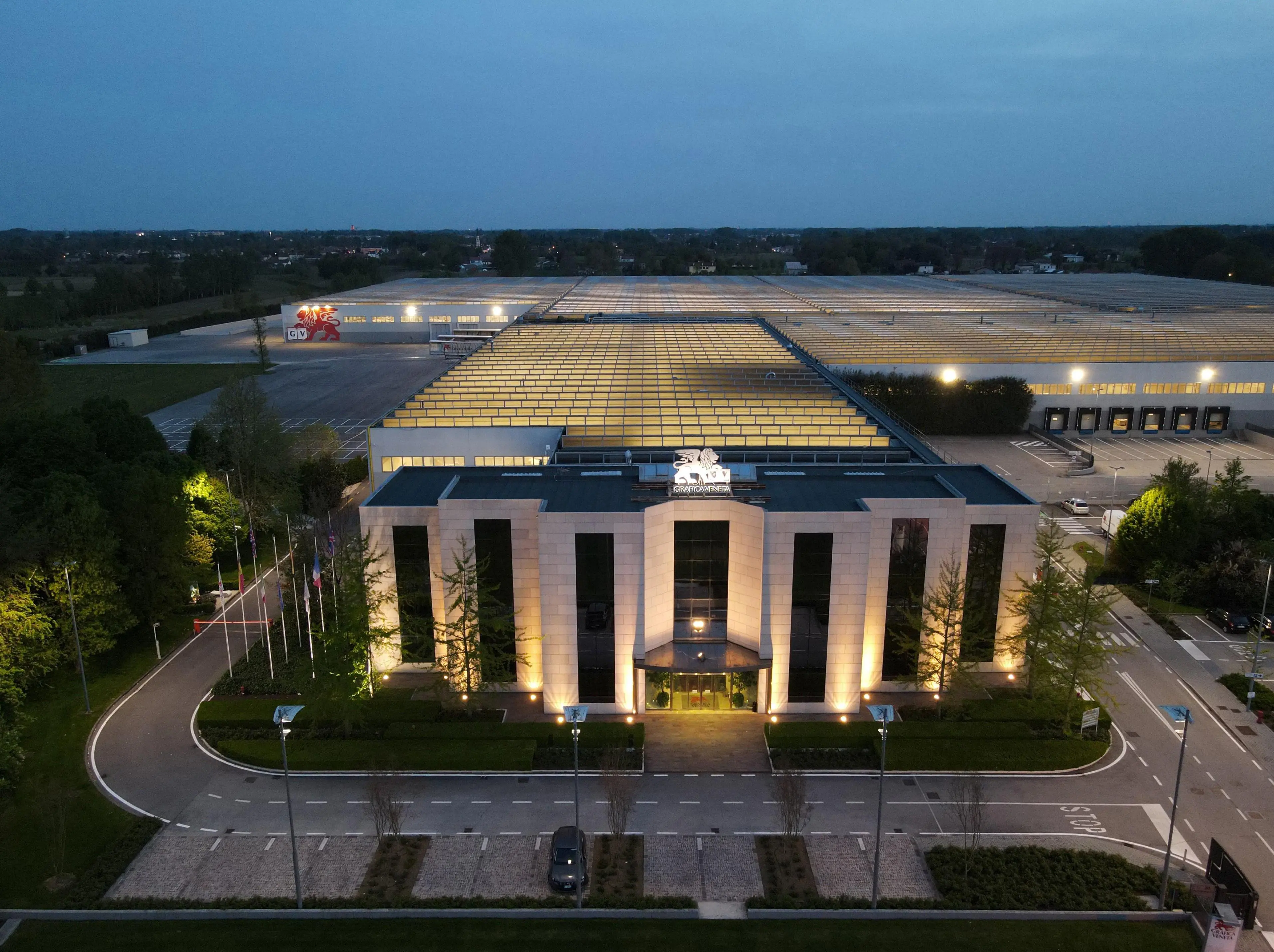 La sede di Gv group a Trebaseleghe (Padova), ora affiancata da altre due tipografie negli Stati Uniti