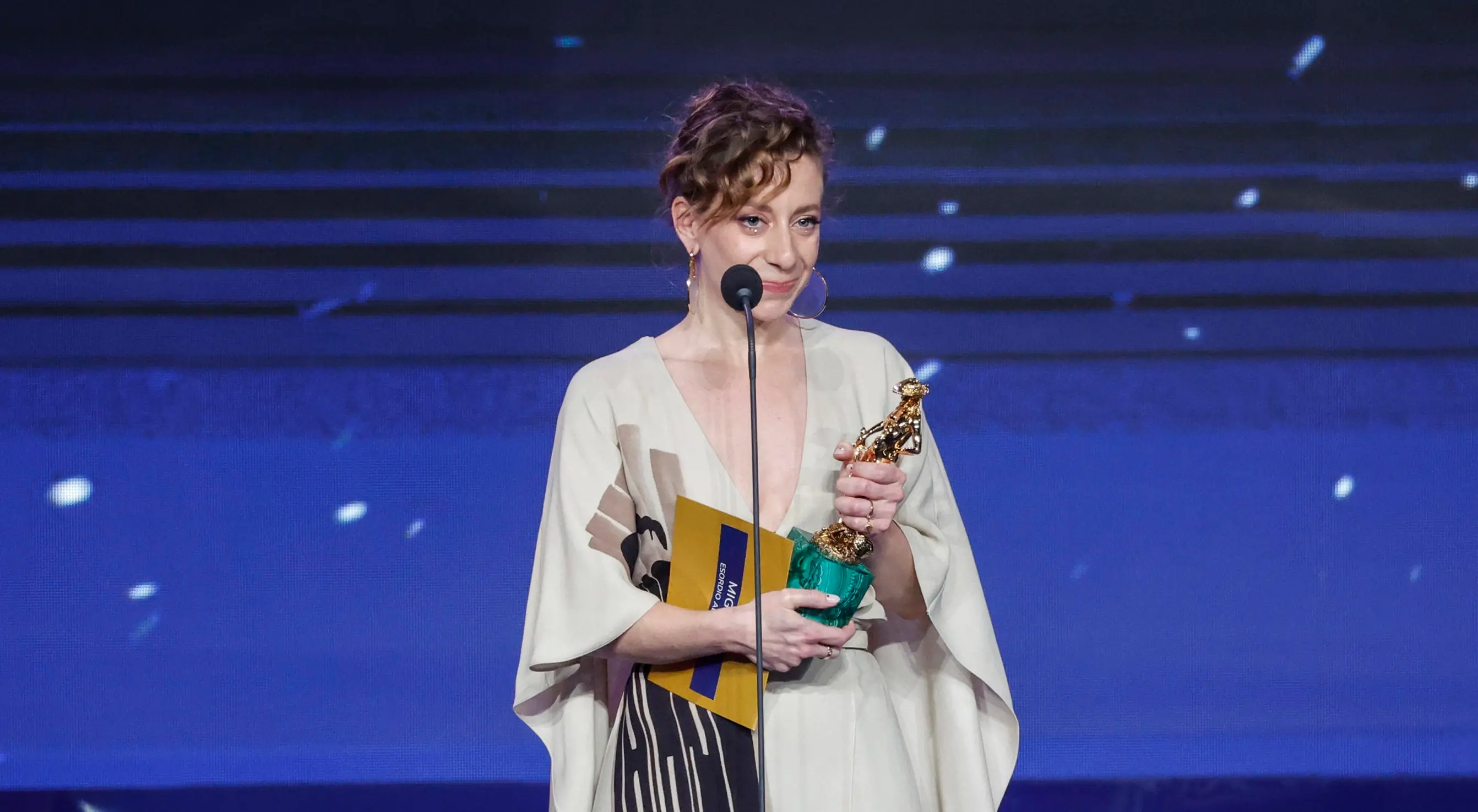 Laura Samani sul palco del David