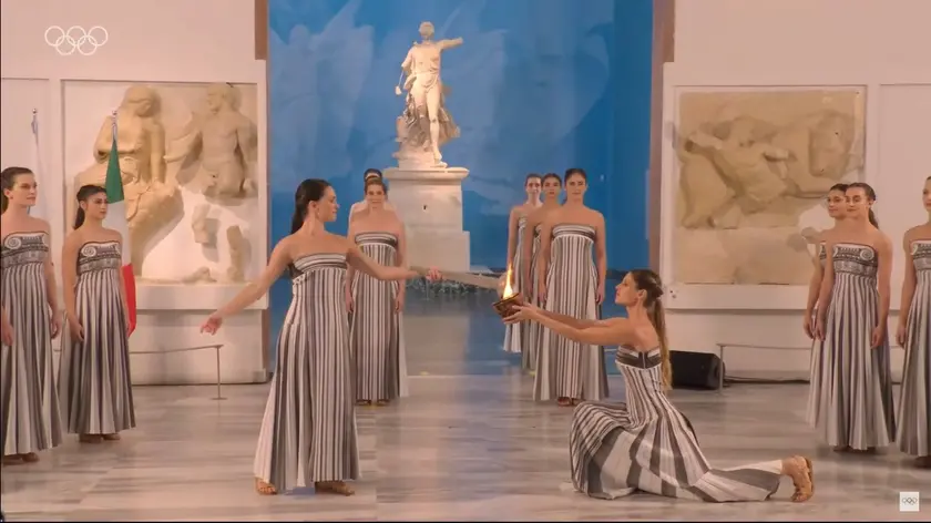 L'accensione della fiamma olimpica