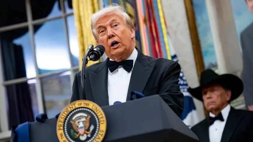 Il presidente degli Stati Uniti Donald Trump (foto Epa)