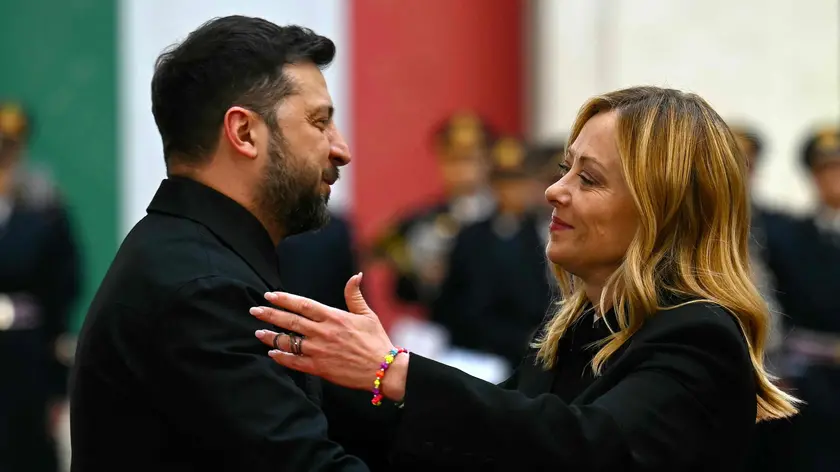 Giorgia Meloni e Volodymyr Zelensky a Palazzo Chigi (foto Afp)