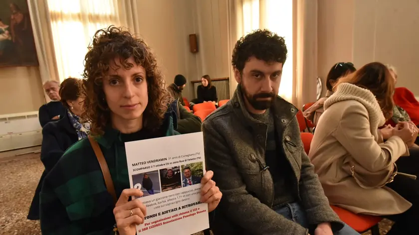 Elena Vendramin a sinistra: la sorella di Matteo Vendramin