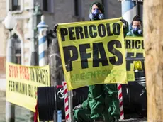 Manifestazione a Venezia contro i danni e l'inquinamento da Pfas