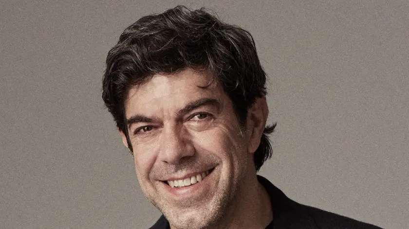 Favino protagonista alla cerimonia d’apertura di Milano Cortina 2026