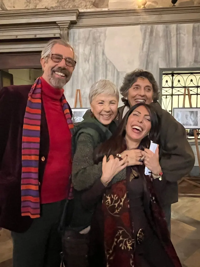 Ottavia Piccolo al centro con la direttrice Maurizia Campobasso e i registi Rosa Lina Galantino e Luigi Giuliano Ceccarelli