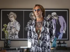 Checco Zalone nel film "Buen Camino"