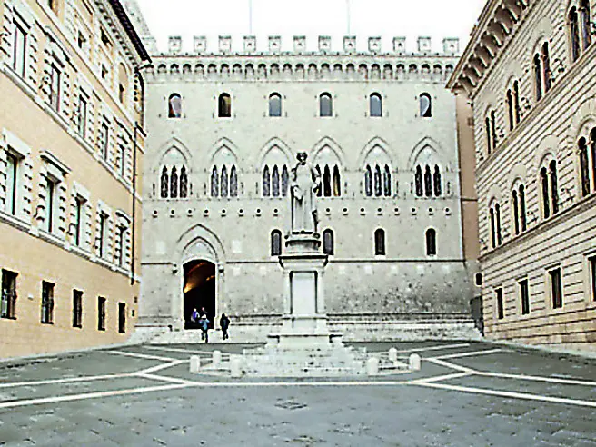 La sede del Monte dei Paschi a Siena