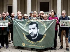 Una passata manifestazione per la liberazione di Alberto Trentini, cooperante lidense detenuto illegalmente in Venezuela