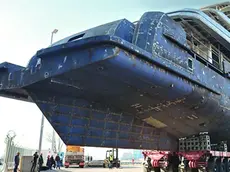 Lo scafo realizzato da Seadock è lungo 43,12 metri, largo 8,75 e alto 12,65