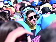 Nativi digitali e aperti al mondo: così il report fotografa i giovani