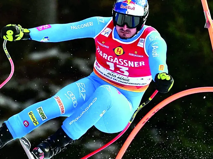 Il discesista azzurro Dominik Paris nella libera che si è gareggiata il 18 dicembre in Val Gardena