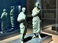 Le due statue bronzee di Aule e Larth integrano l’esposizione al Museo archeologico di Aquileia