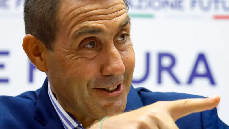 Vannacci a tutto campo