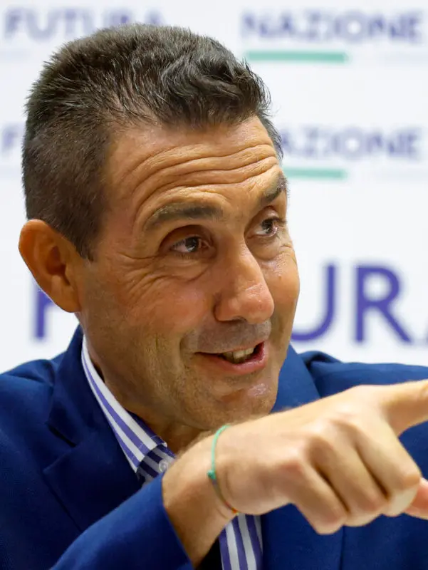 Vannacci a tutto campo