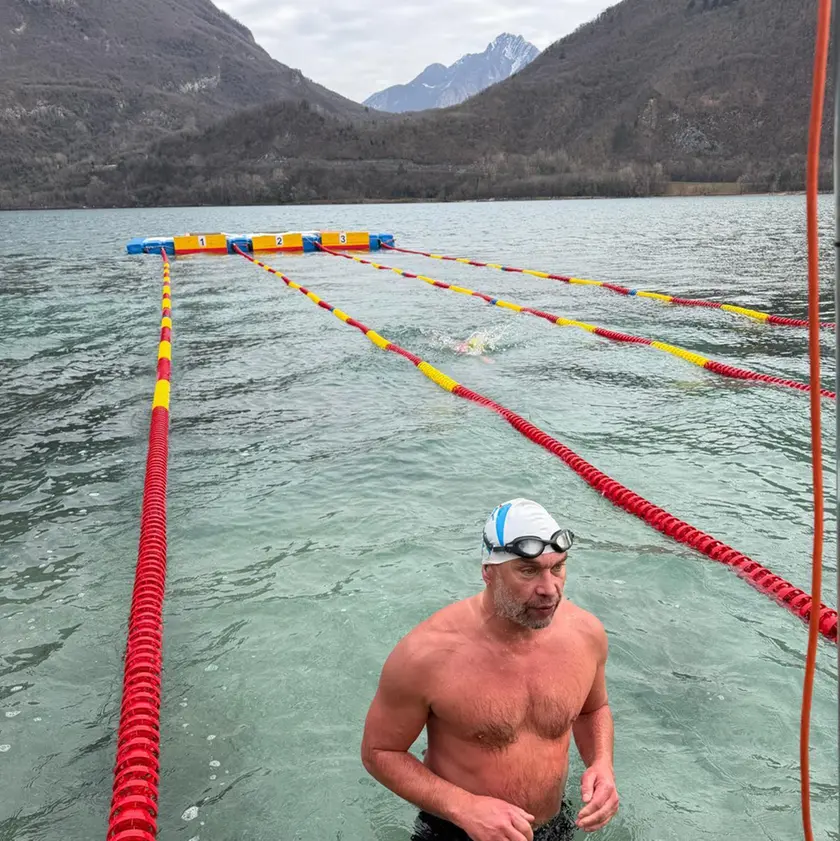 Alex Rossi al termine della sua impresa