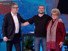 Alberto Trentini con Fabio Fazio e la mamma Armanda