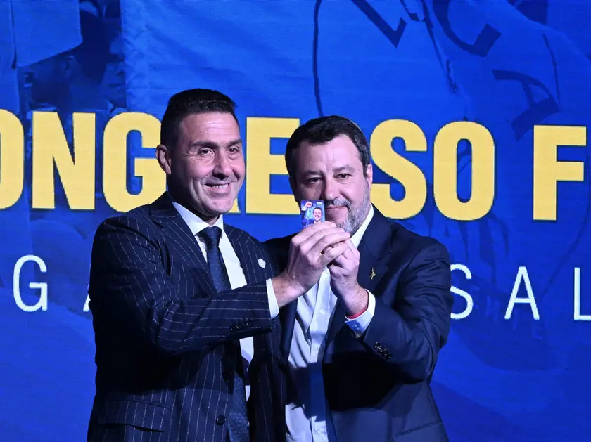 Matteo Salvini e Roberto Vannacci al congresso federale della Lega