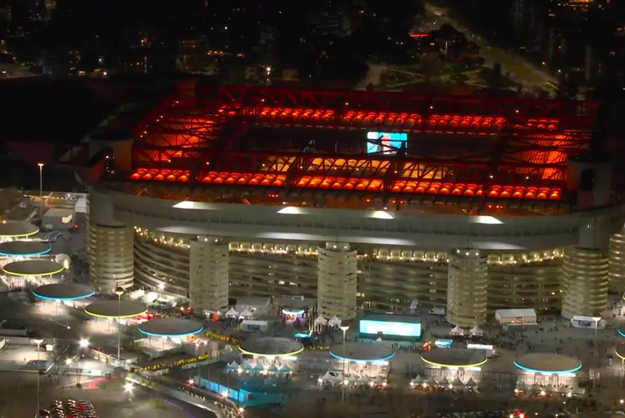 Il colpo d'occhio dello stadio di San Siro a Milano, sede della cerimonia di apertura dei Giochi