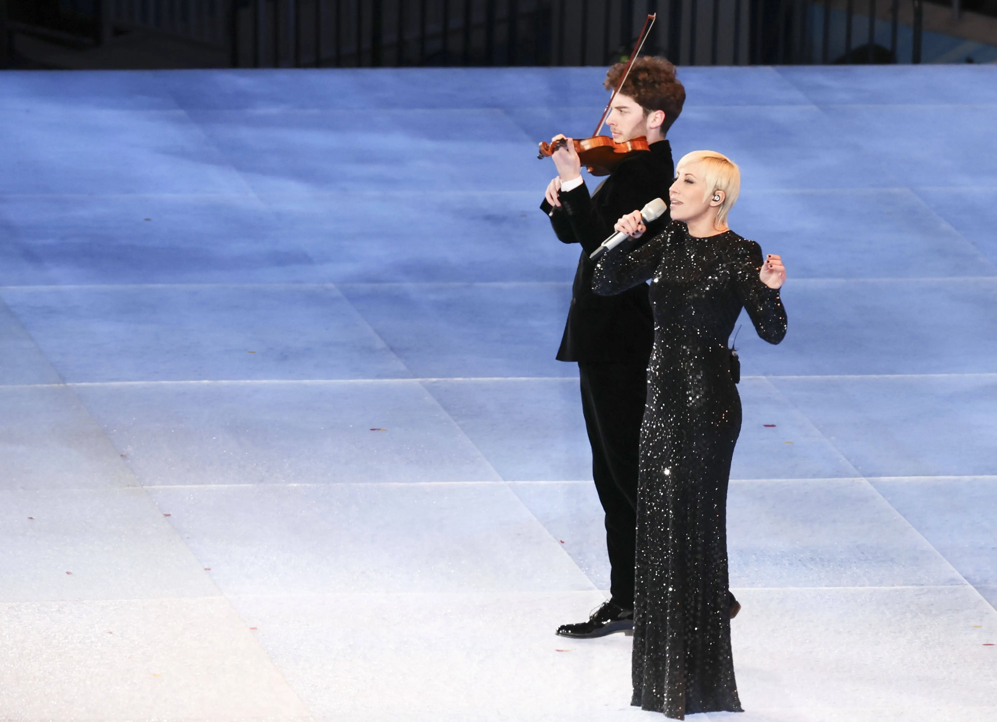 Zanon alla cerimonia di chiusura di Pechino 2022