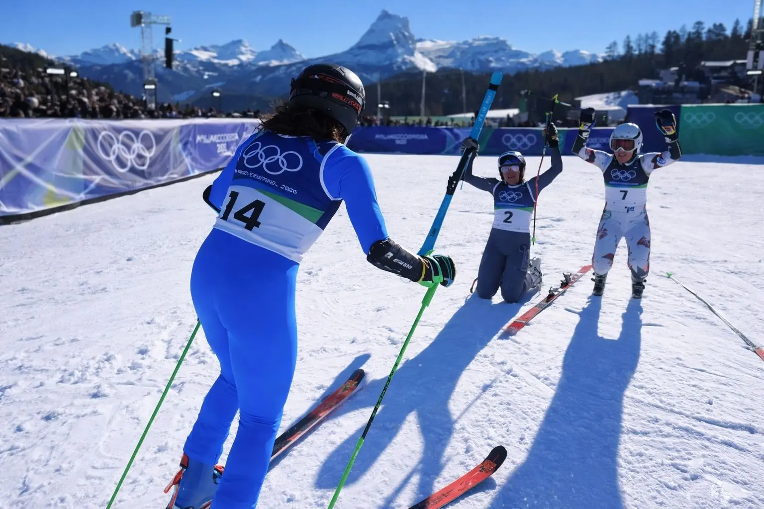 L'inchino alla Brignone