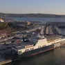 Un traghetto ro-ro di Dfds in servizio sull'Autostrada del Mare che collega Trieste alla Turchia