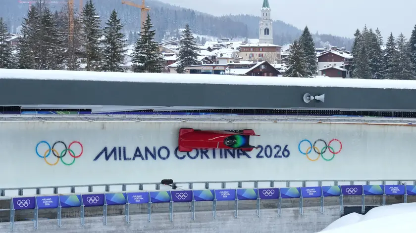 La pista da bob di Cortina d'Ampezzo durante un allenamento