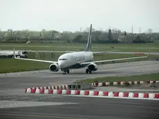 Un aereo sulla pista (Bonaventura)