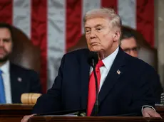 Donald Trump durante il discorso (foto Agf)