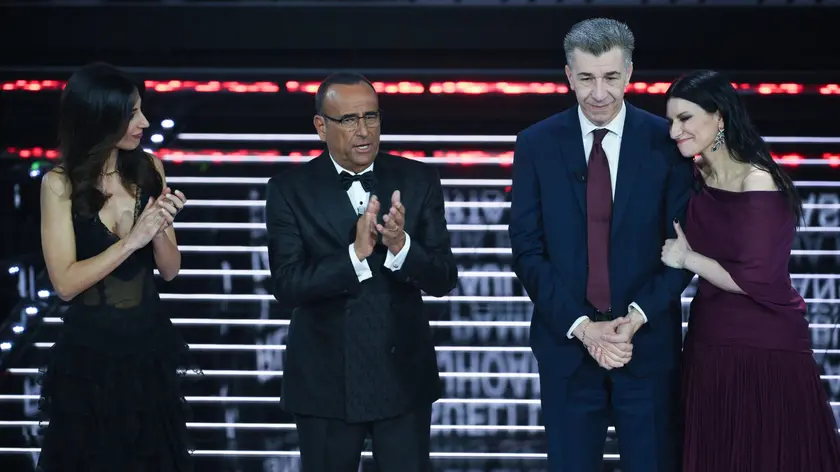 Gino Cecchettin sul palco dell'Ariston