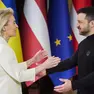 Volodymyr Zelensky e Ursula von der Leyen