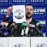 Matteo Salvini con il simbolo della Lega