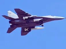 Un caccia Mig-29 serbo equipaggiato con i nuovi missili supersonici prodotti in Cina