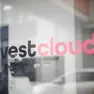 La sede di InvestCloud a Marghera: l’azienda ha annunciato il licenziamento di 37 dipendenti per una riorganizzazione legata anche all’uso dell’AI