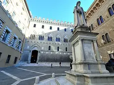 La storica sede nel centro di Siena di Mps