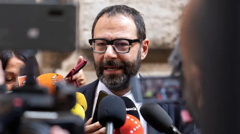 Il senatore triestino Stefano Patuanelli (foto Ansa)