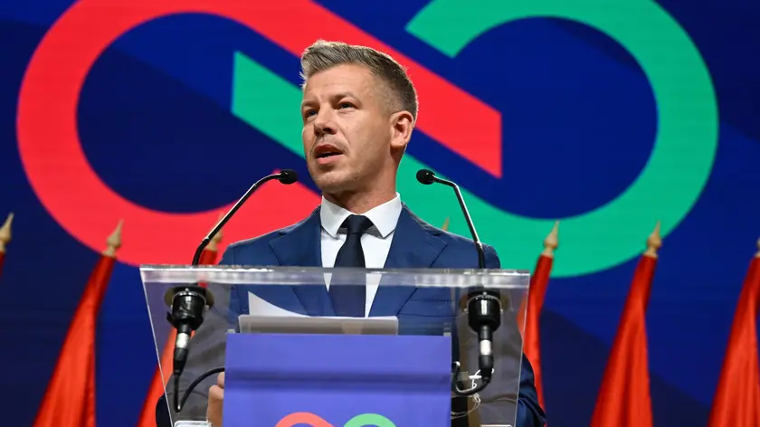 Il conservatore Peter Magyar